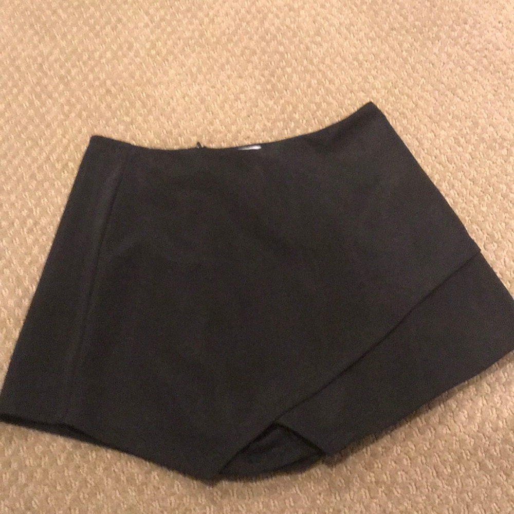Asymmetrical skort from Tobi